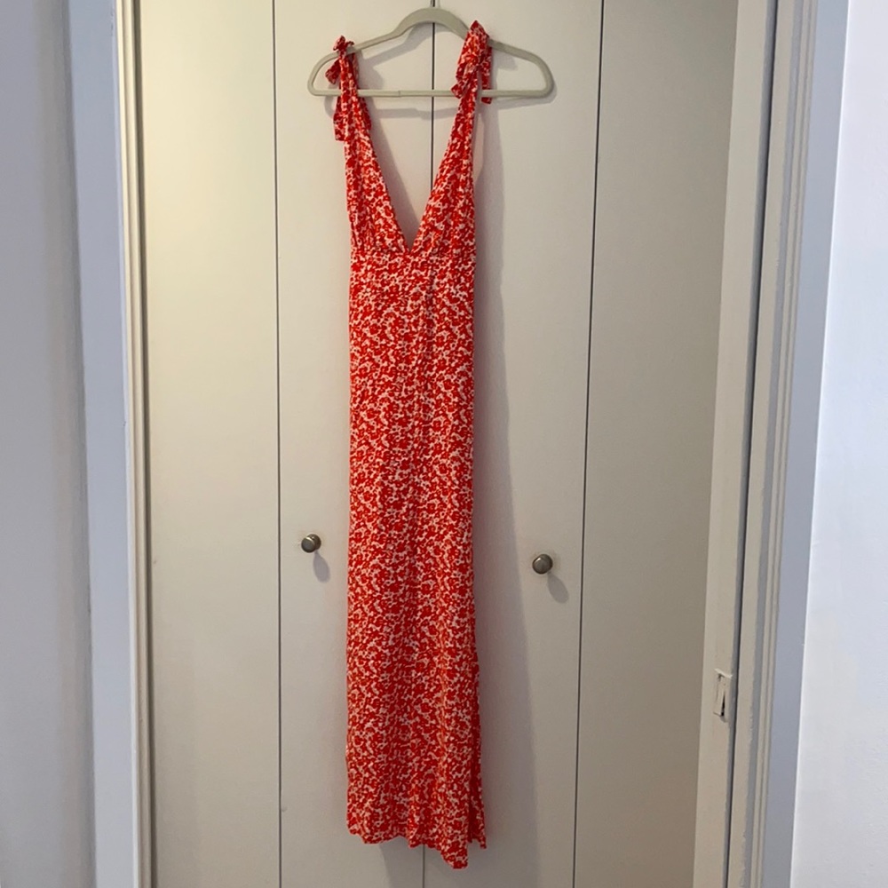 NEW - orange/red and white printed, plunge maxi dress - Picture 3 of 7